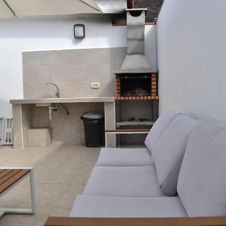 Casa Sabare Guinea